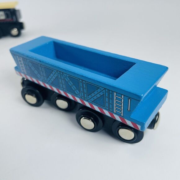 Maison Joseph Battat Wooden Train Carriage Engine Cars - Lot Of 4 - Picture 12 of 12